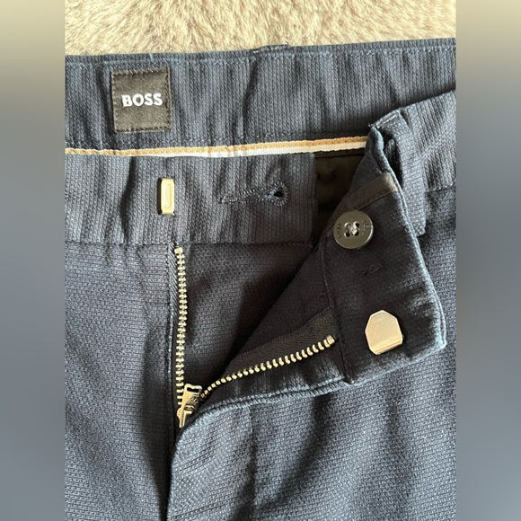 Men’s HUGO BOSS KAITO-1 NAVY SLIM FIT CHINO TROUSERS Pants - Picture 6 of 10